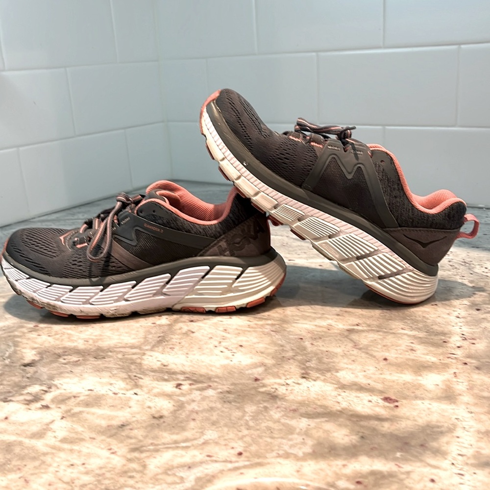 Hoka ONE ONE Tennis Shoes - Size 8